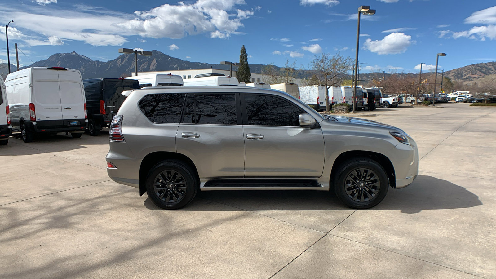 Used 2023 Lexus GX 460 Premium image 6