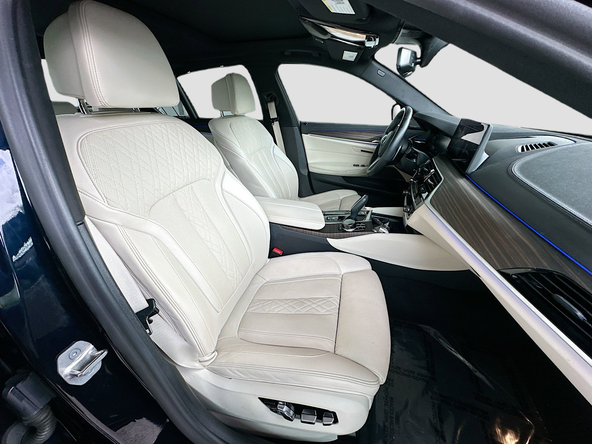 Certified 2023 BMW M550i xDrive w/ Dynamic Handling Package image 30