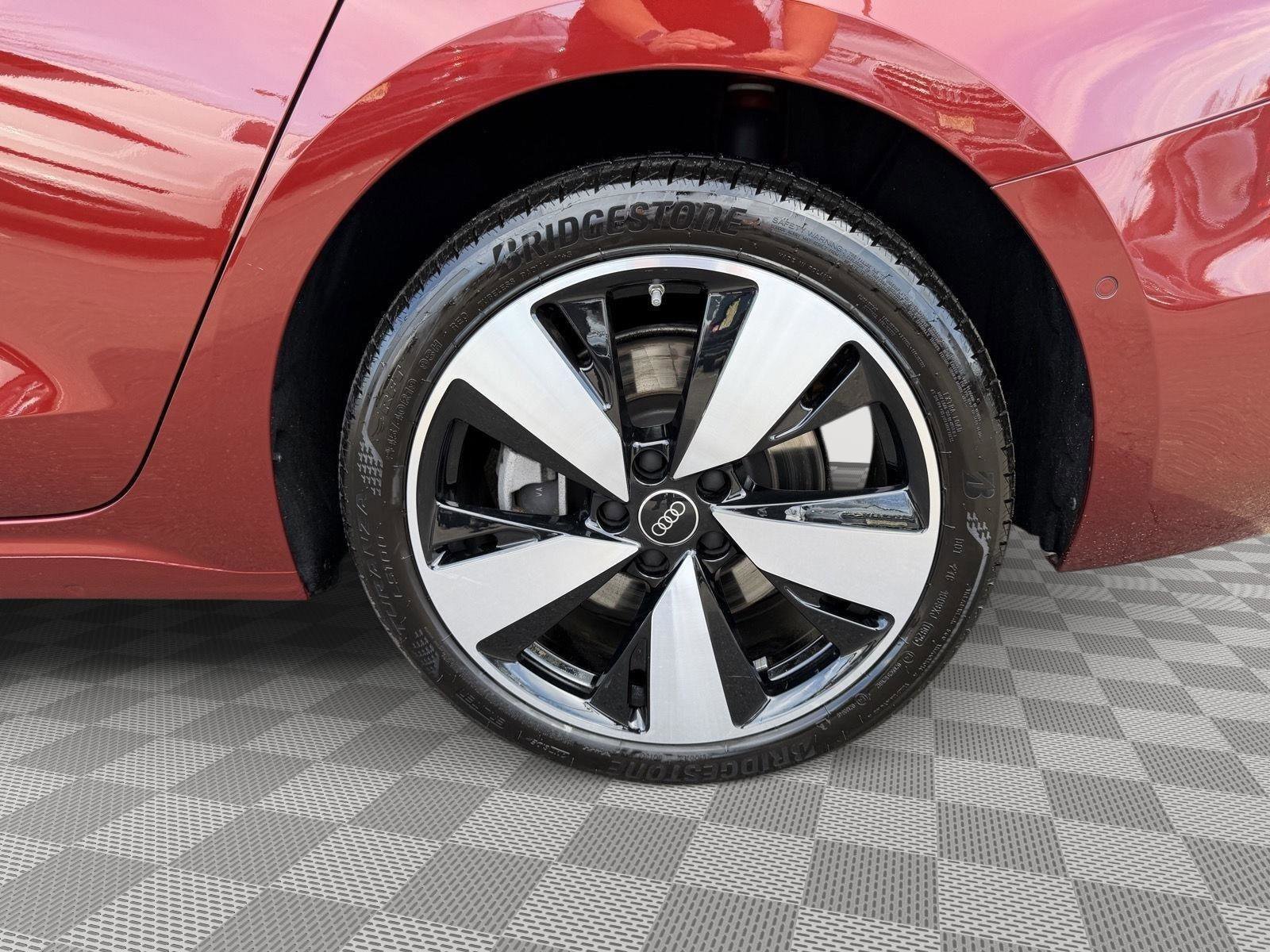 Used 2025 Audi A5 2.0T Premium w/ Convenience Package image 7