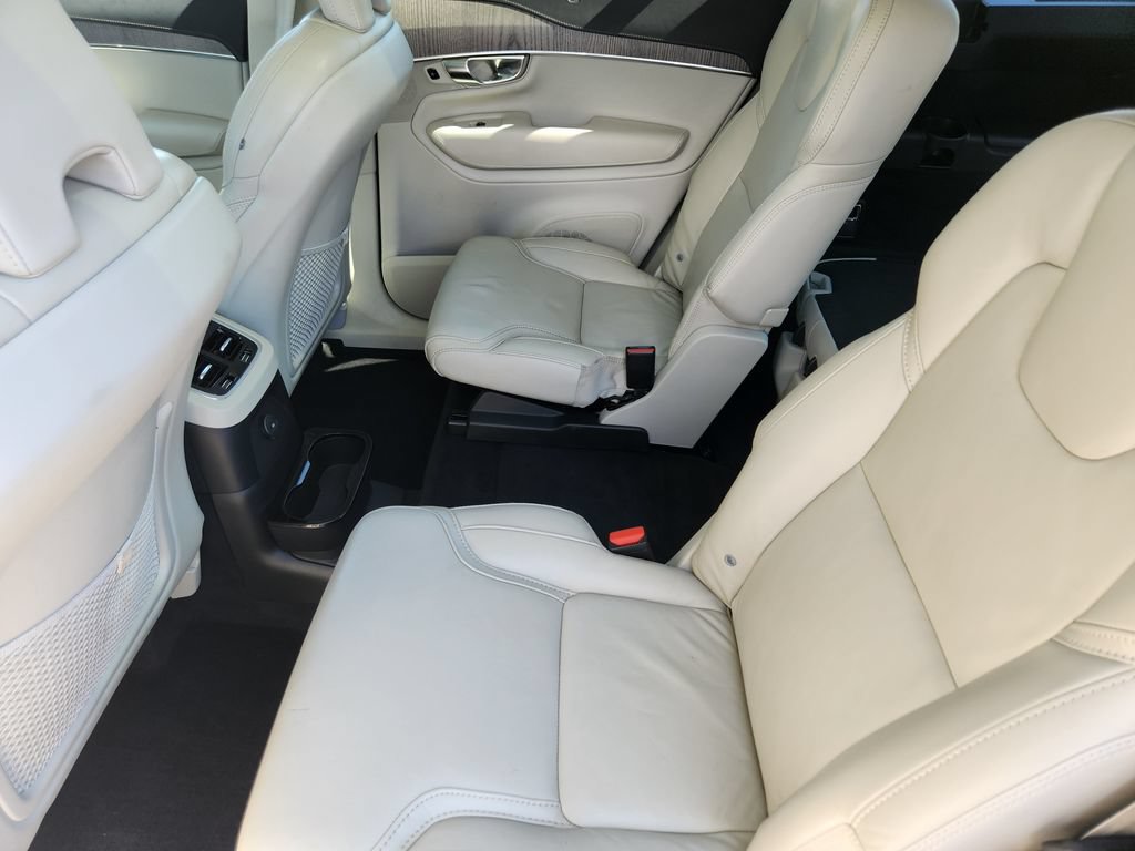 Used 2023 Volvo XC90 T8 Ultimate AWD/4WD image 19