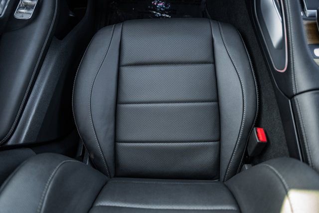 Certified 2025 Mercedes-Benz GLS 450 4MATIC image 32