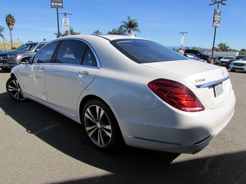 Used 2015 Mercedes-Benz S 550 Sedan image 4