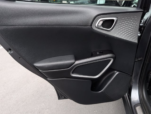Used 2022 Kia Soul LX w/ Paint Protection Package FWD image 14