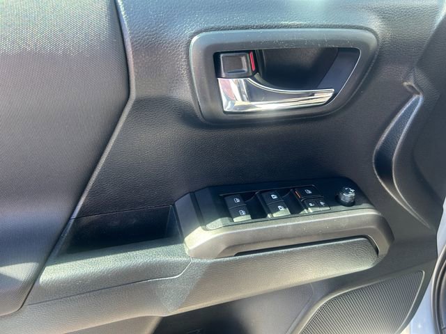 Certified 2019 Toyota Tacoma TRD Sport image 11