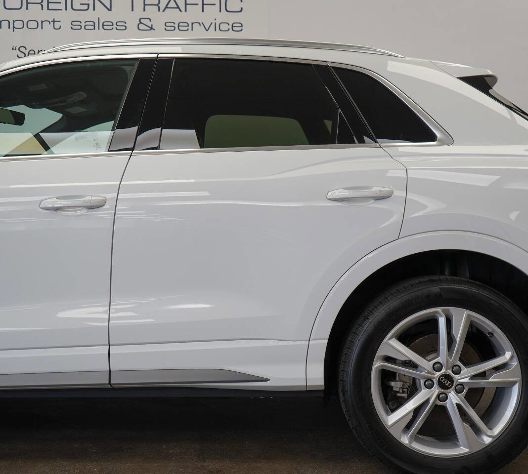 Used 2024 Audi Q3 2.0T Premium Plus w/ Premium Plus Package image 9