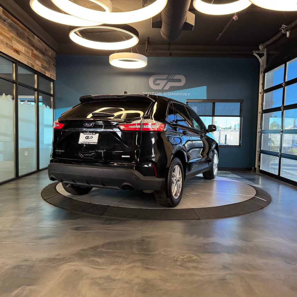 Used 2023 Ford Edge SEL AWD/4WD image 3