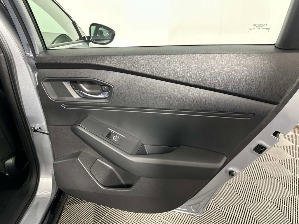 Used 2023 Honda Accord Sport image 32