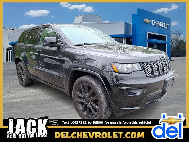 Used 2020 Jeep Grand Cherokee Altitude AWD/4WD image 1