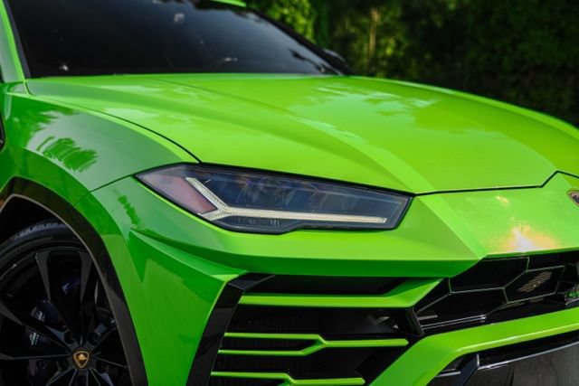 Used 2021 Lamborghini Urus AWD/4WD image 8