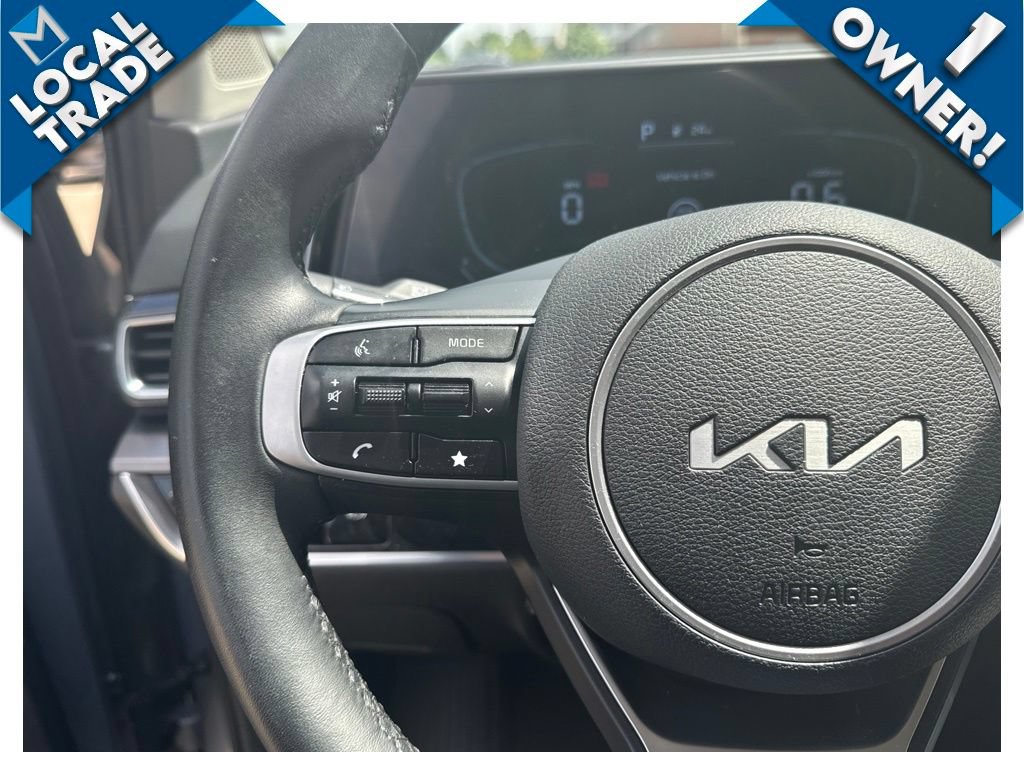 Used 2025 Kia Sportage EX FWD image 15