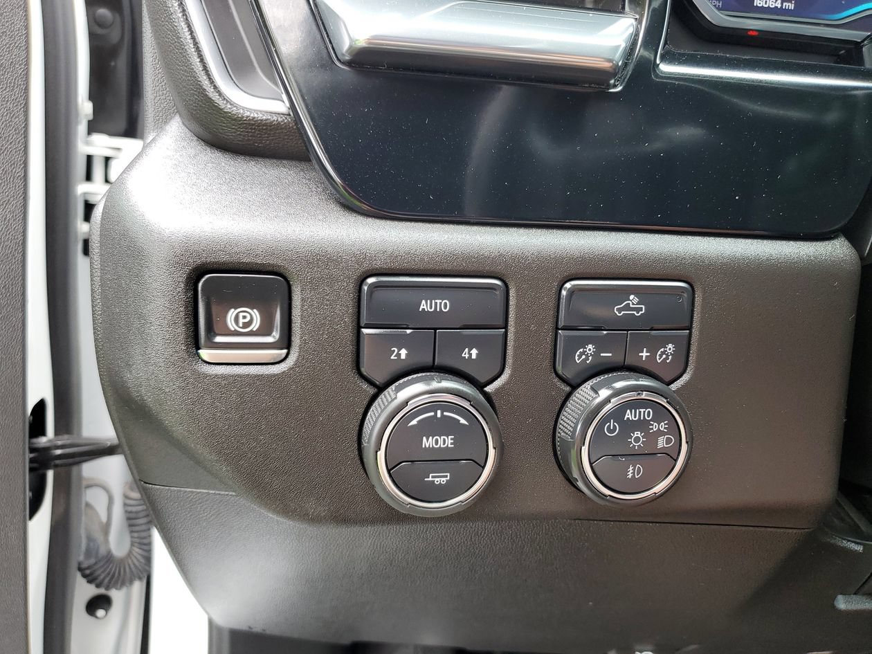 Used 2025 Chevrolet Silverado 1500 RST AWD/4WD image 31