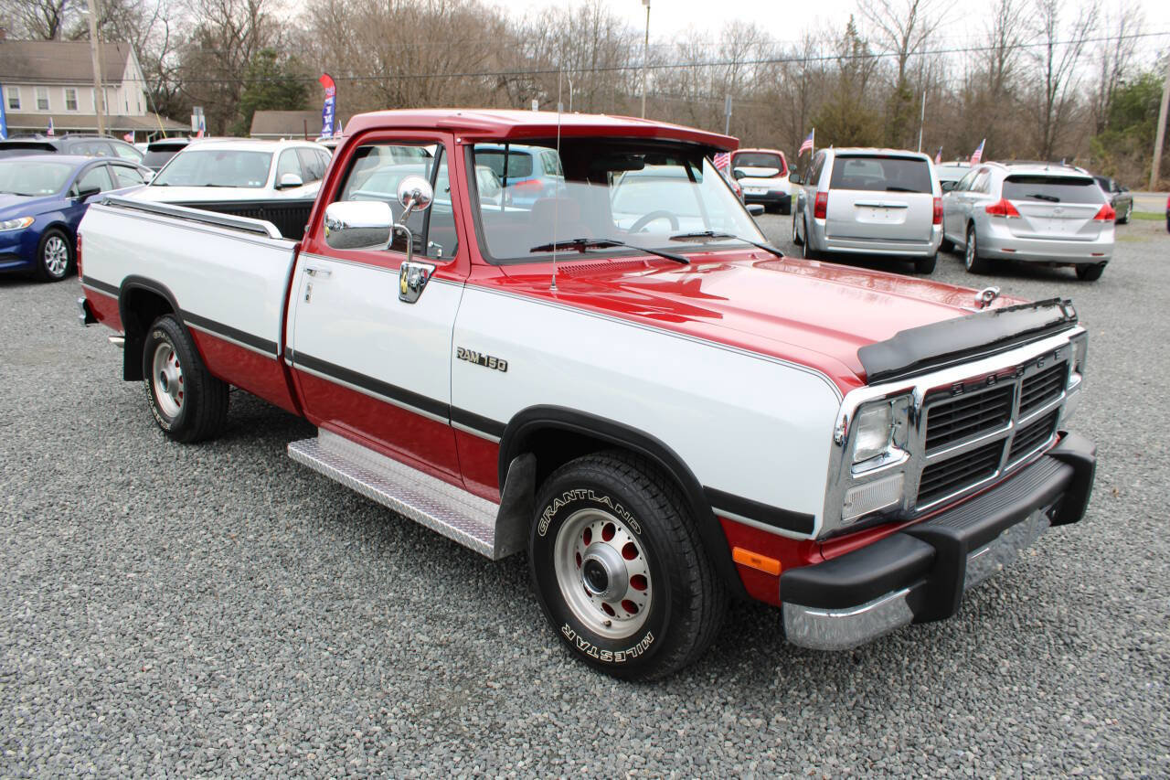 Used 1992 Dodge D/W Truck 150 image 4