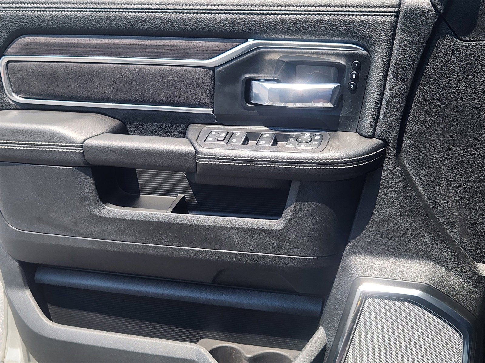 New 2026 RAM 2500 Laramie image 17