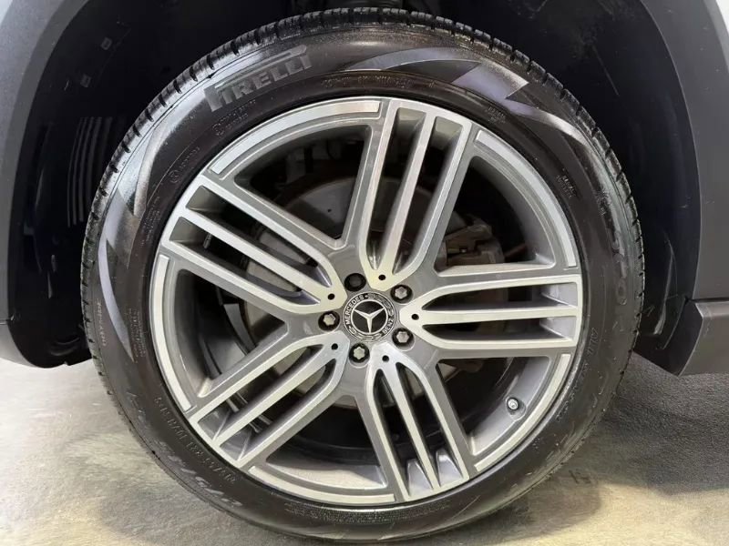 Used 2022 Mercedes-Benz GLS 450 4MATIC image 9