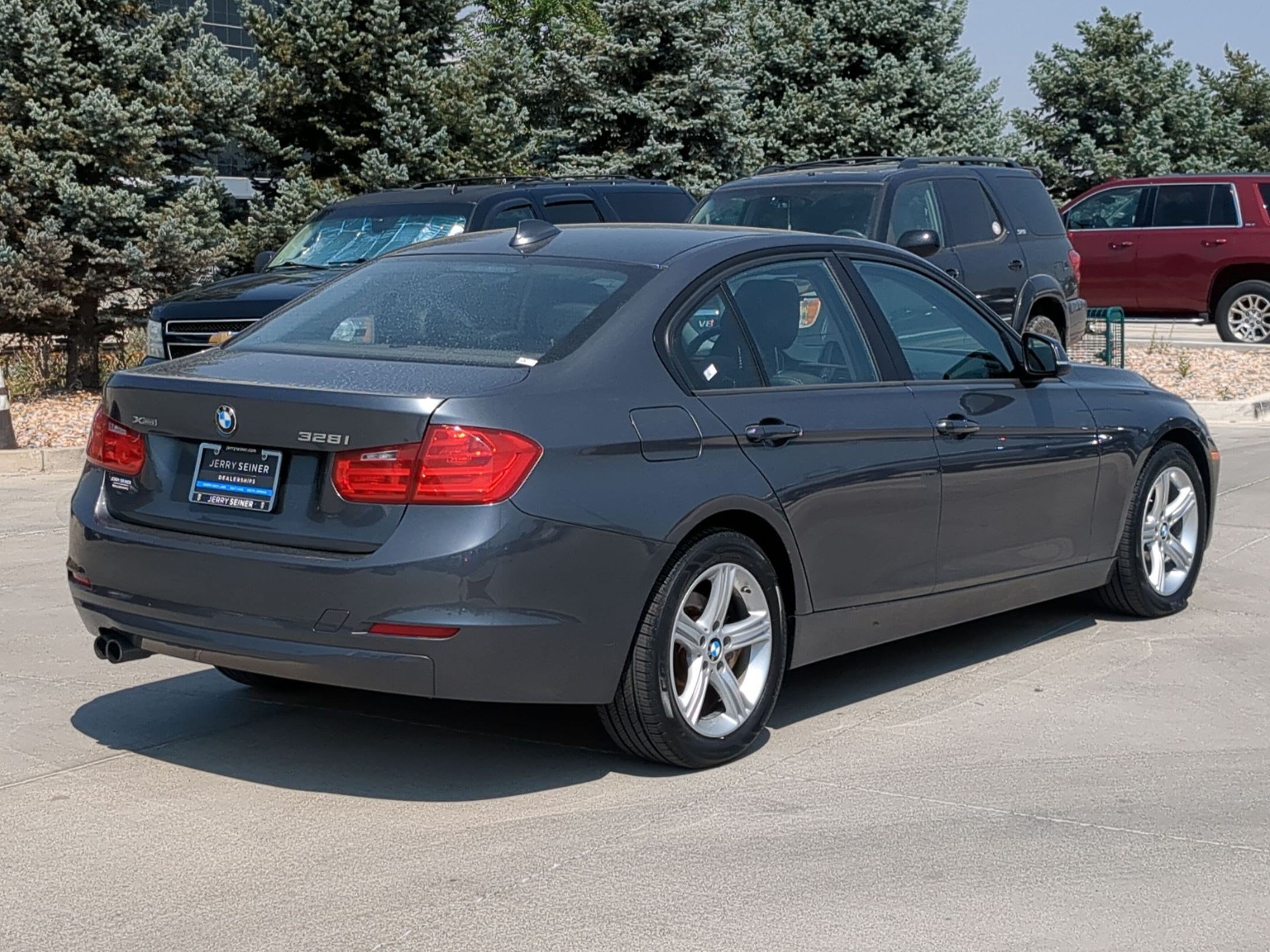 Used 2015 BMW 328i xDrive Sedan AWD/4WD image 5