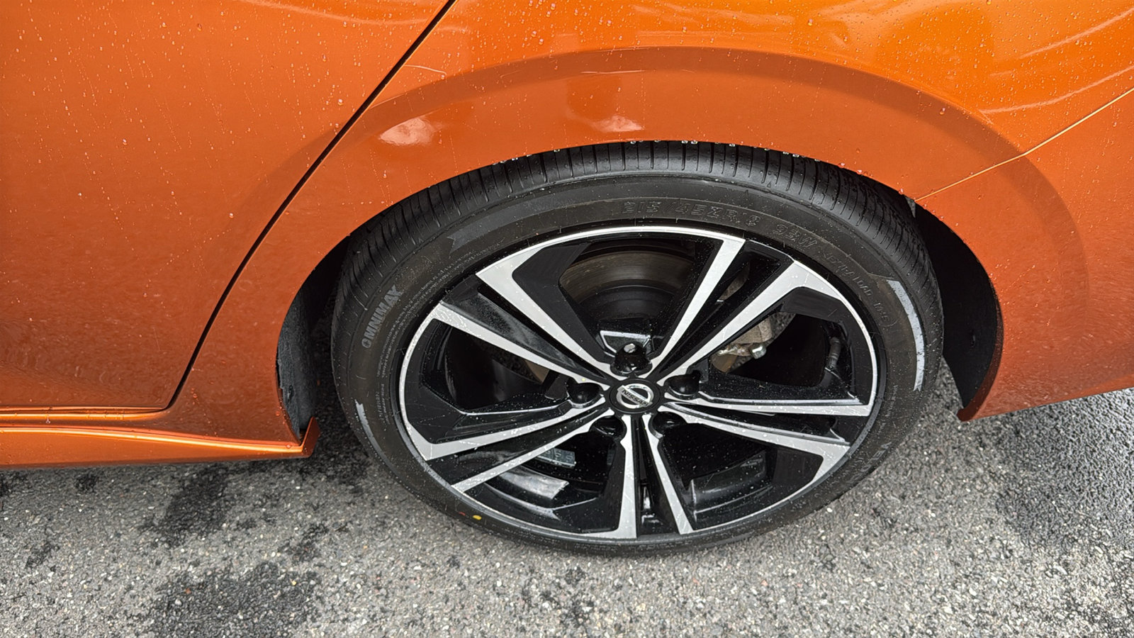 Certified 2021 Nissan Sentra SR FWD image 21