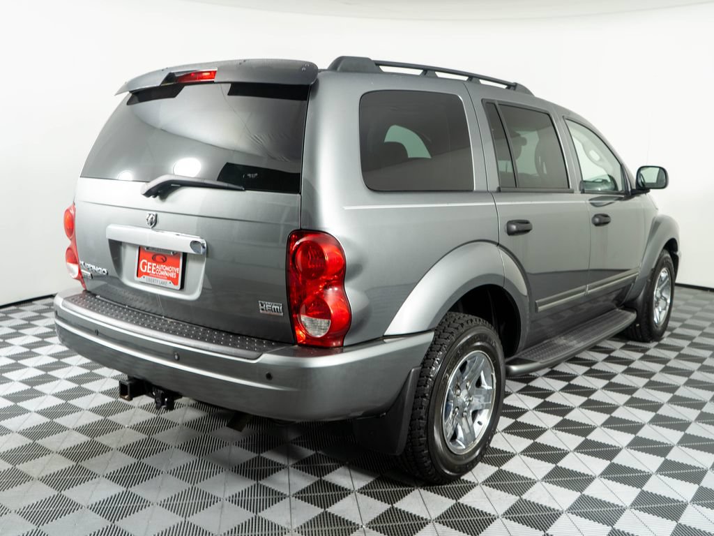 Used 2005 Dodge Durango Limited w/ Trailer Tow Group RWD image 6