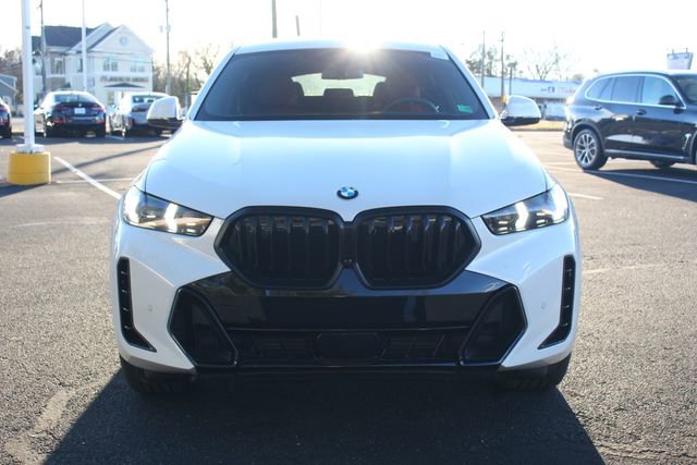 New 2026 BMW X6 xDrive40i image 2