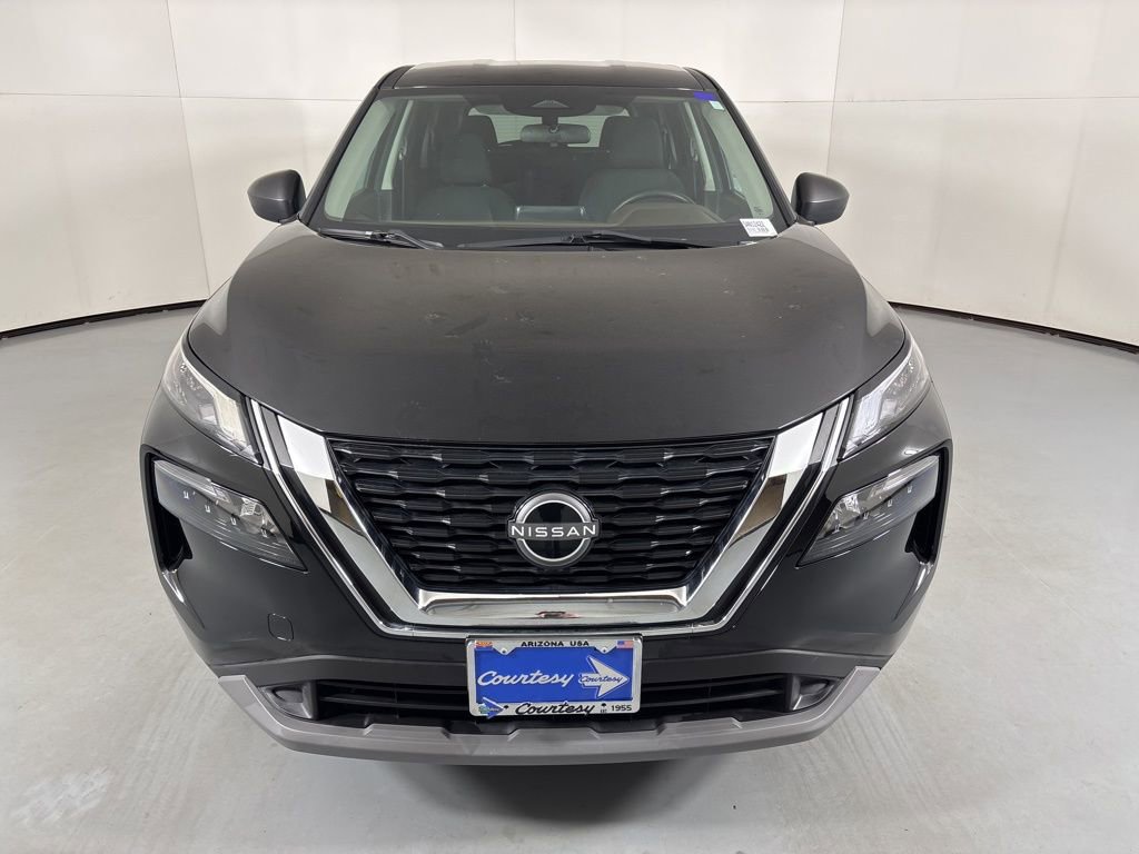 Used 2023 Nissan Rogue S image 3