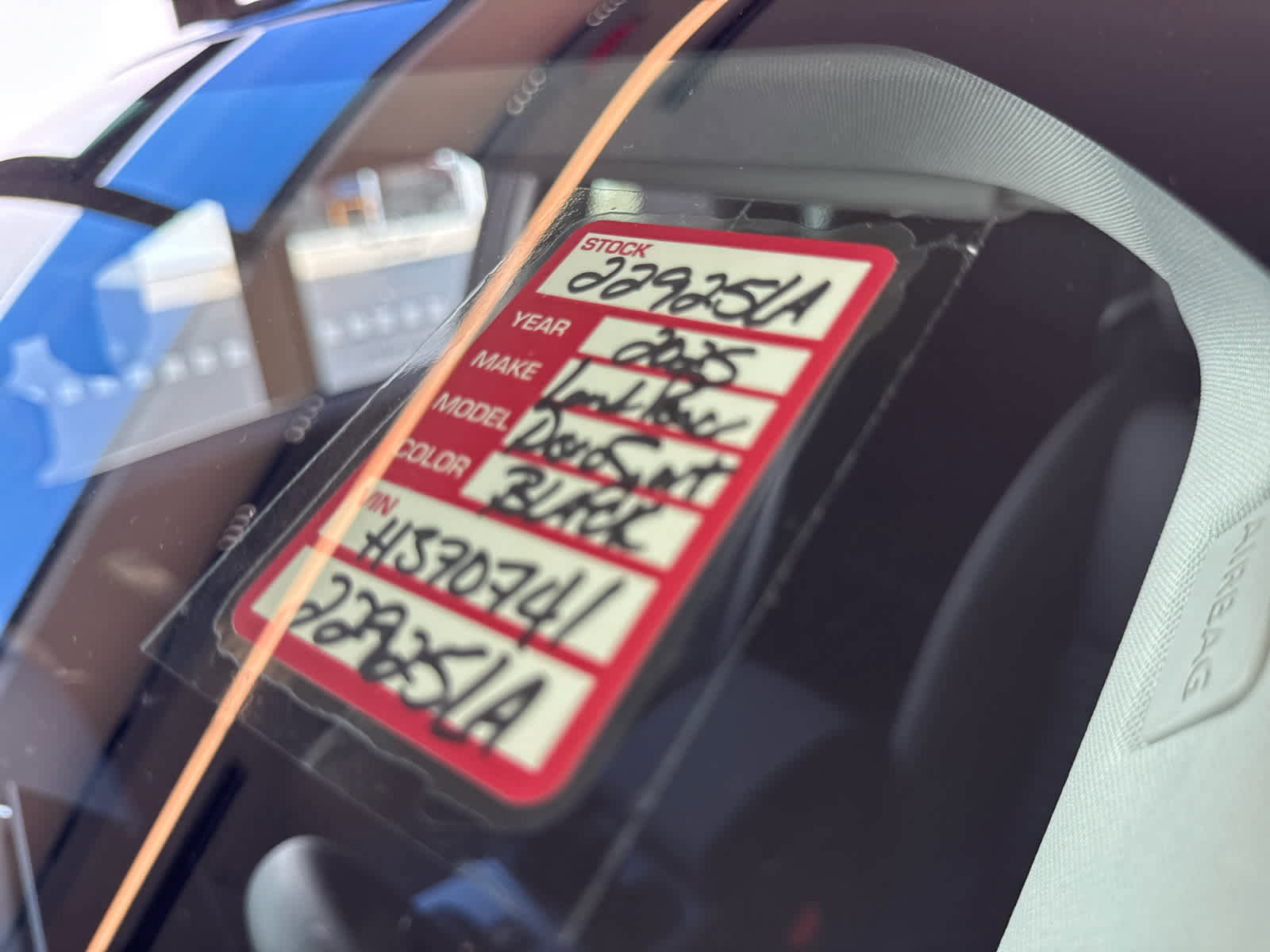 Used 2025 Land Rover Discovery Sport S image 13