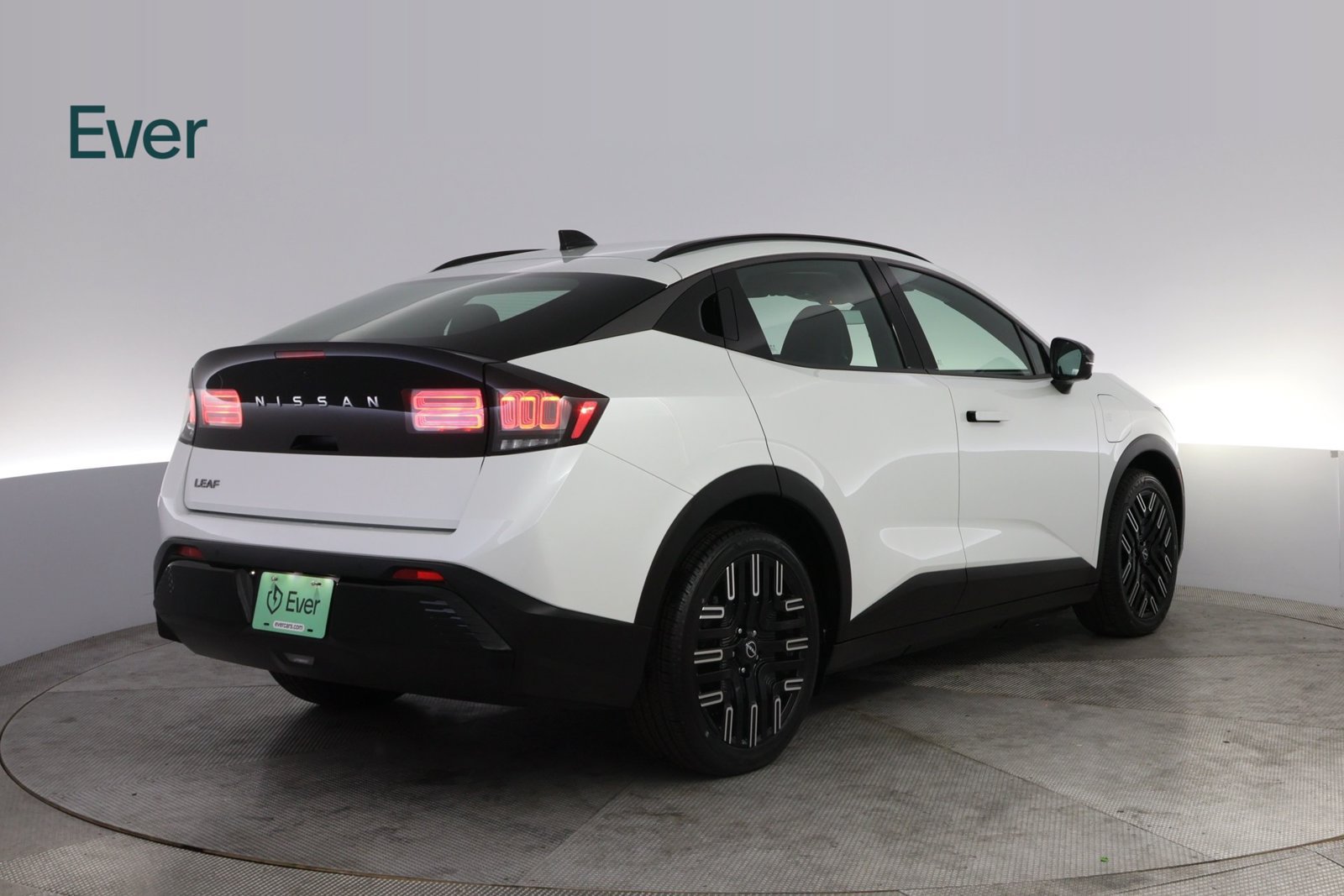 Used 2026 Nissan Leaf Platinum+ FWD image 3