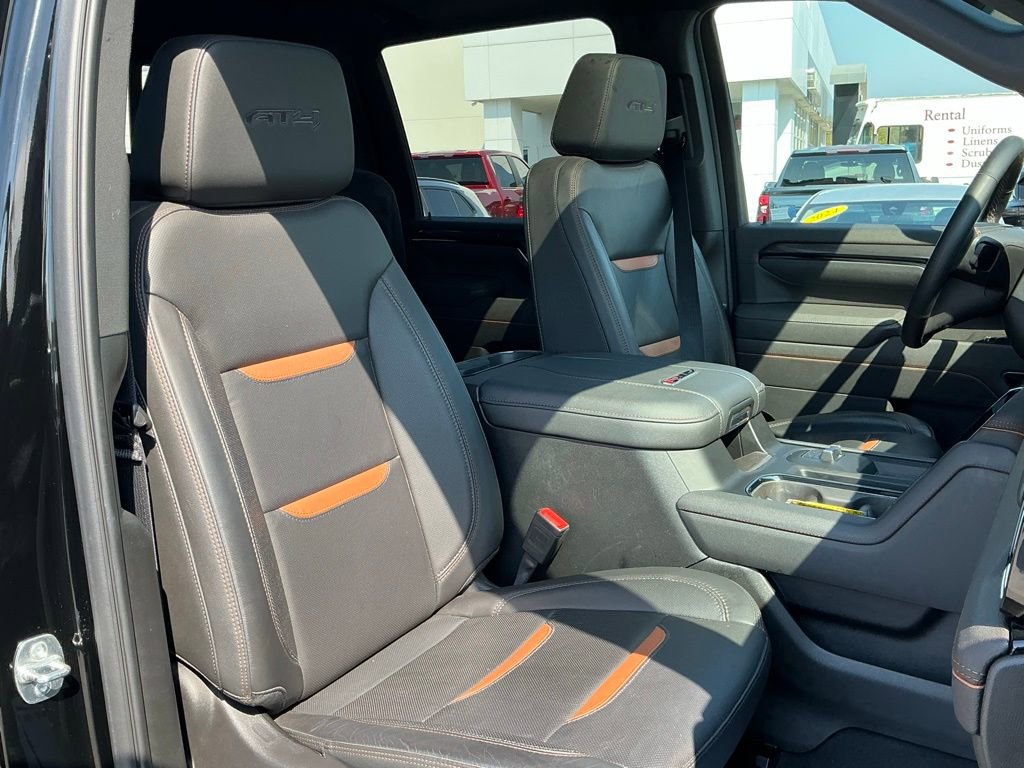 Used 2025 GMC Sierra 2500 AT4 w/ AT4 Premium Plus Package image 18