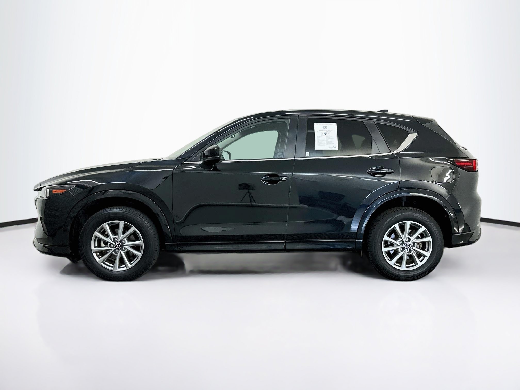 Used 2025 MAZDA CX-5 AWD 2.5 S w/ Preferred Package image 4