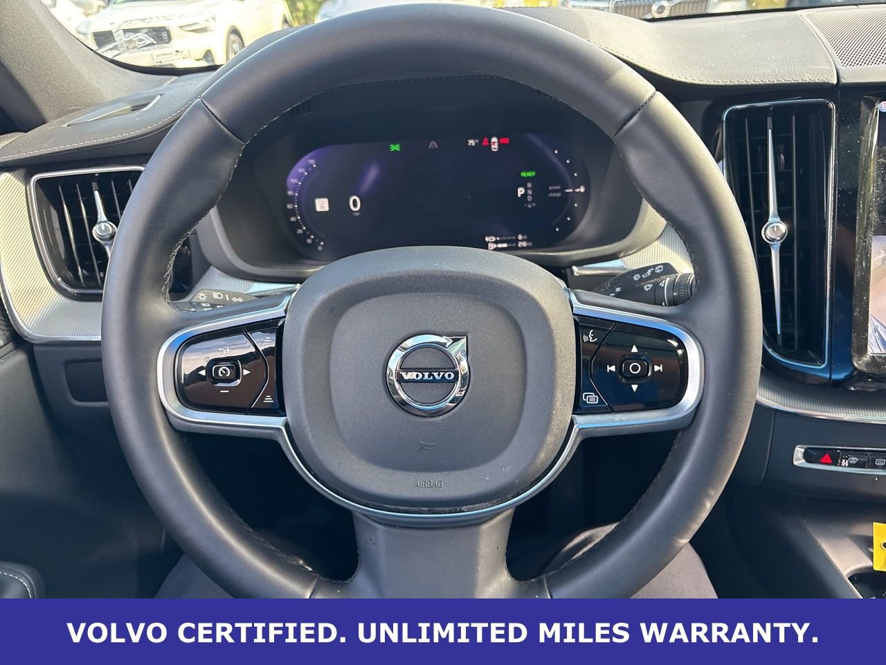 Certified 2024 Volvo XC60 T8 Ultimate w/ Protection Package Premier image 24