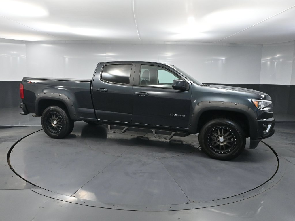 Used 2017 Chevrolet Colorado Z71 AWD/4WD image 3