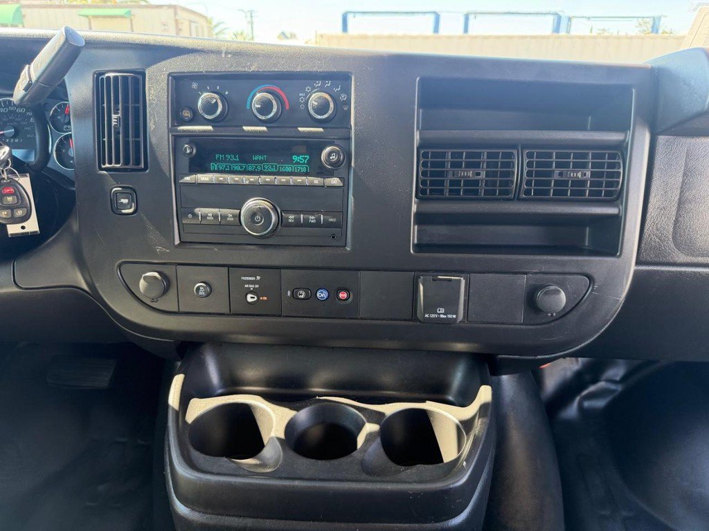 Used 2023 GMC Savana 2500 Extended w/ Driver Convenience Package RWD image 28