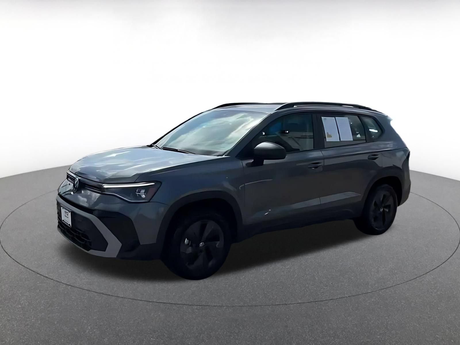 Used 2026 Volkswagen Taos S FWD image 7