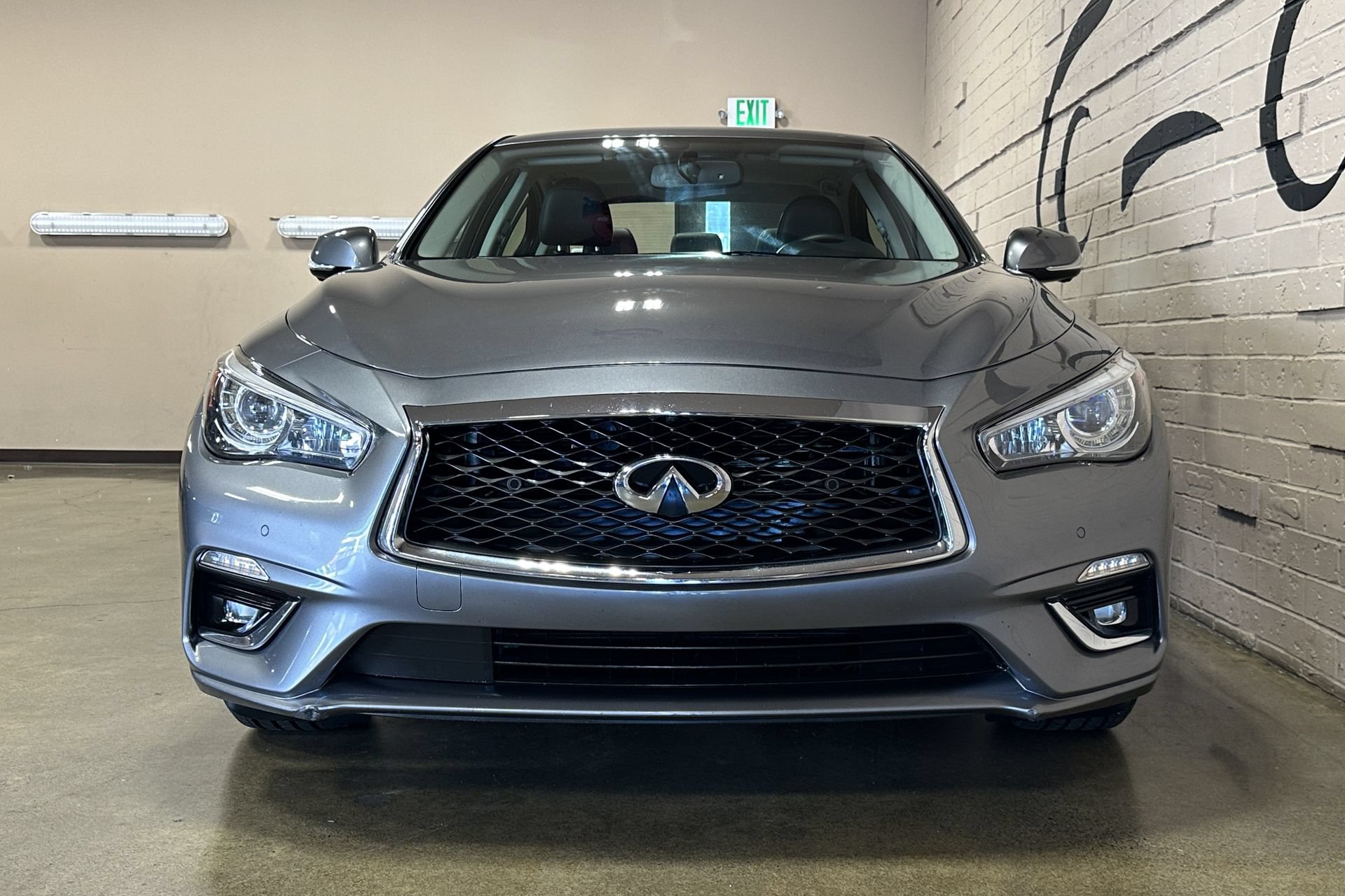 Used 2018 INFINITI Q50 Luxe w/ Essential Package (3.0T Luxe) AWD/4WD image 10