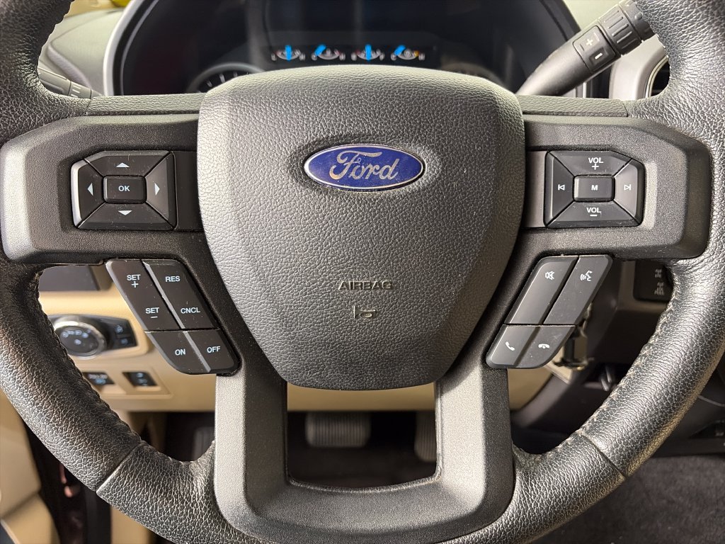 Used 2015 Ford F150 XLT w/ Equipment Group 302A Luxury AWD/4WD image 16
