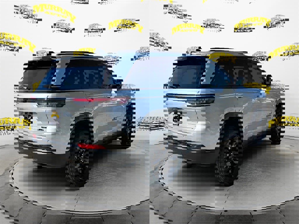 New 2025 Jeep Grand Cherokee Limited w/ Luxury Tech Group II image 5