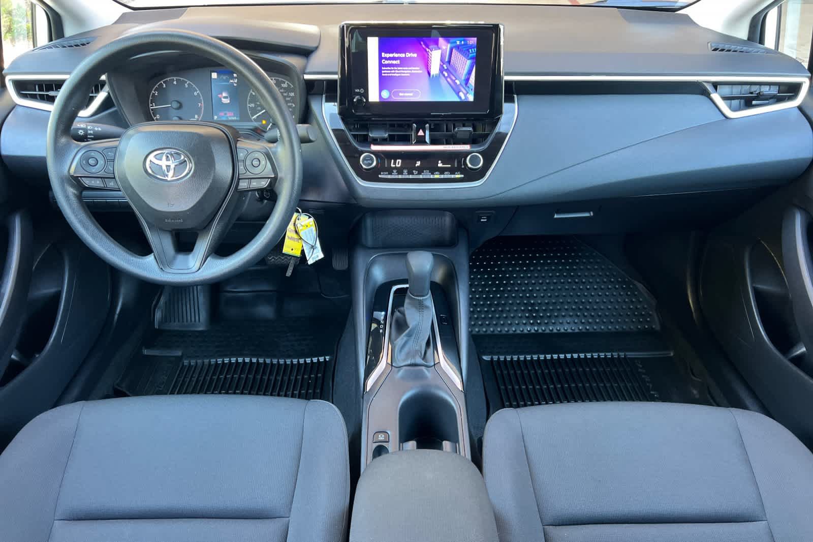 Certified 2025 Toyota Corolla LE FWD image 3