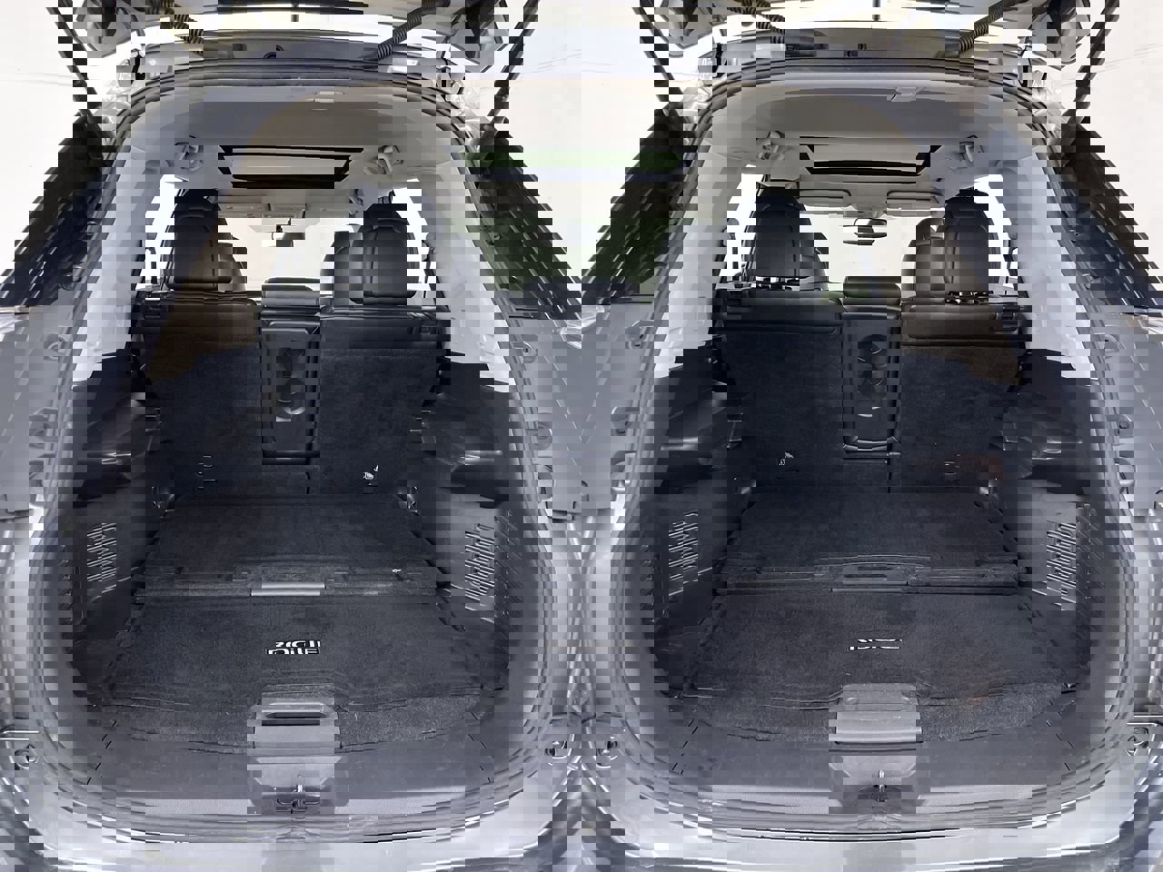 Used 2016 Nissan Rogue SL w/ SL Premium Package image 24