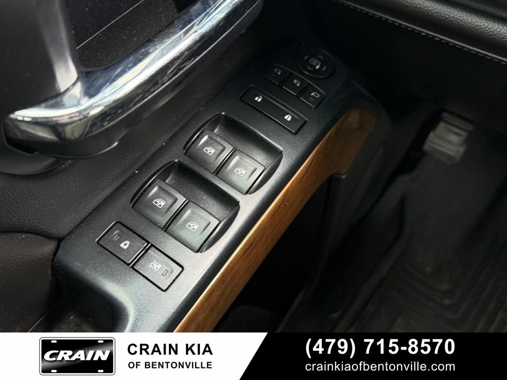 Used 2018 Chevrolet Silverado 1500 LTZ AWD/4WD image 11