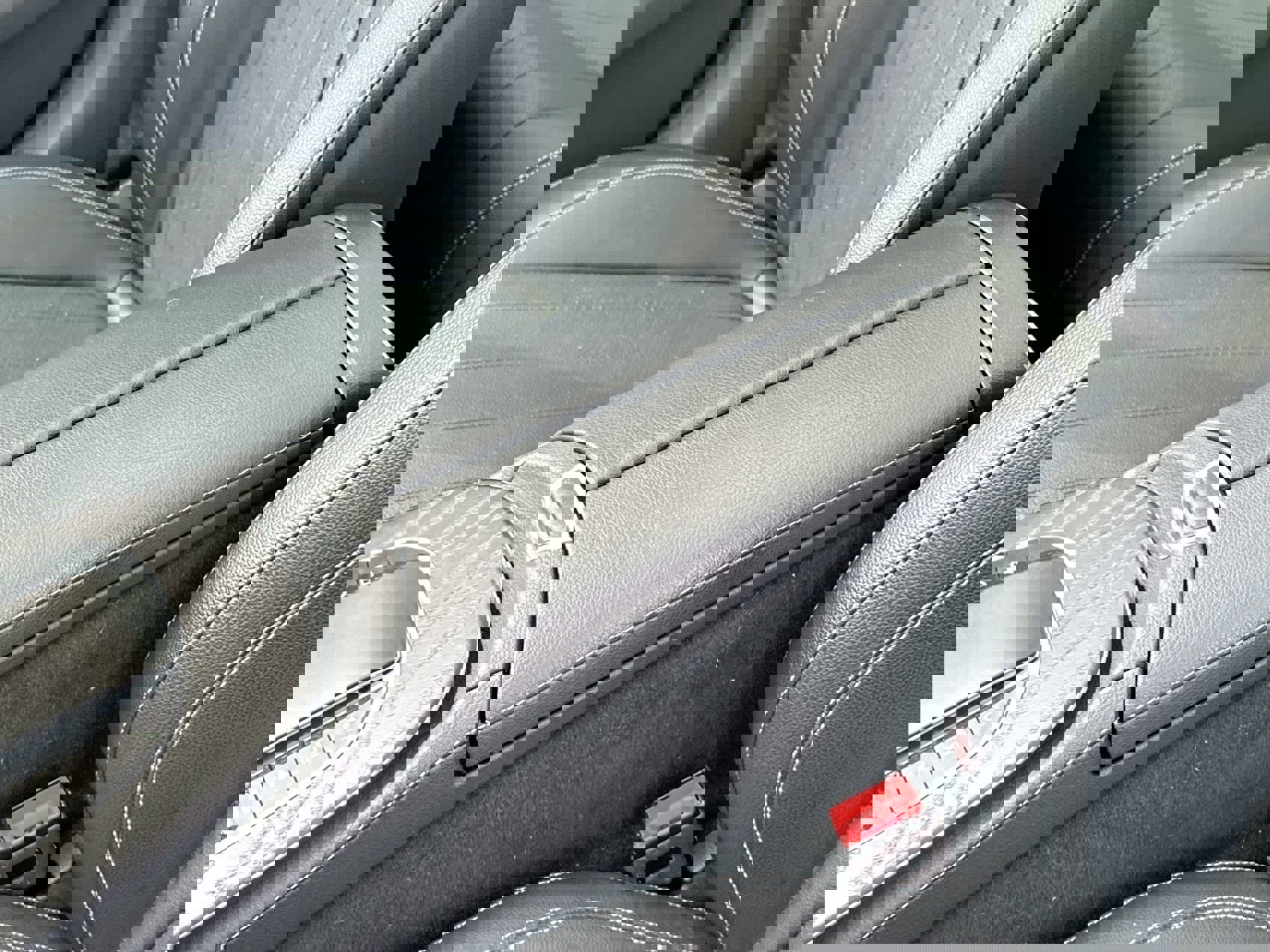 Used 2021 Mercedes-Benz E 350 4MATIC Sedan image 18