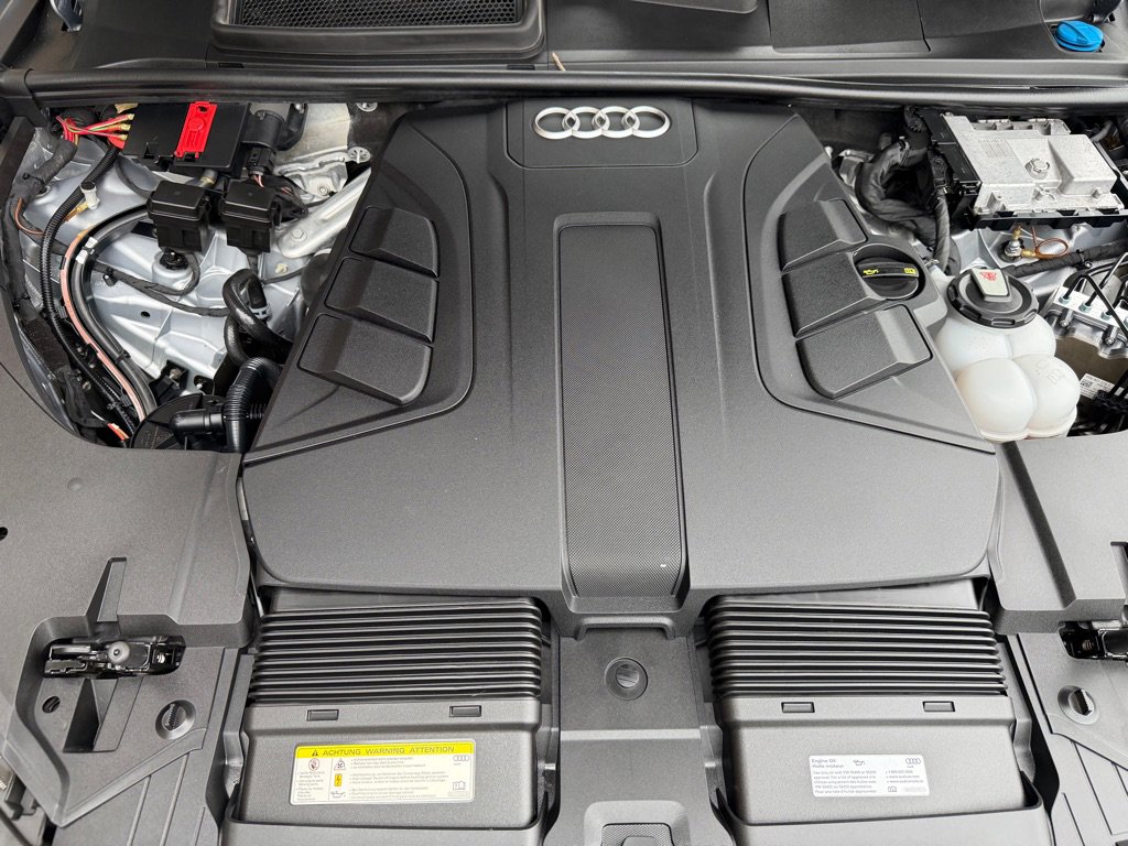 Used 2019 Audi Q7 3.0T Premium w/ Convenience Package AWD/4WD image 28
