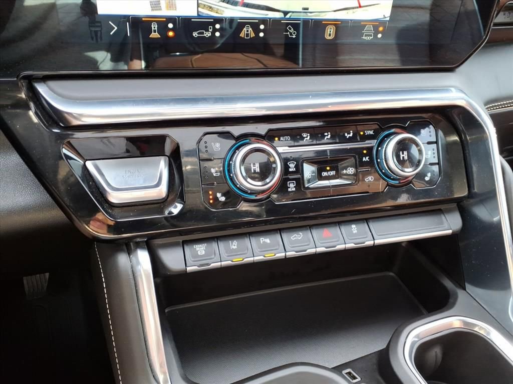 Used 2024 GMC Sierra 3500 Denali Ultimate image 26