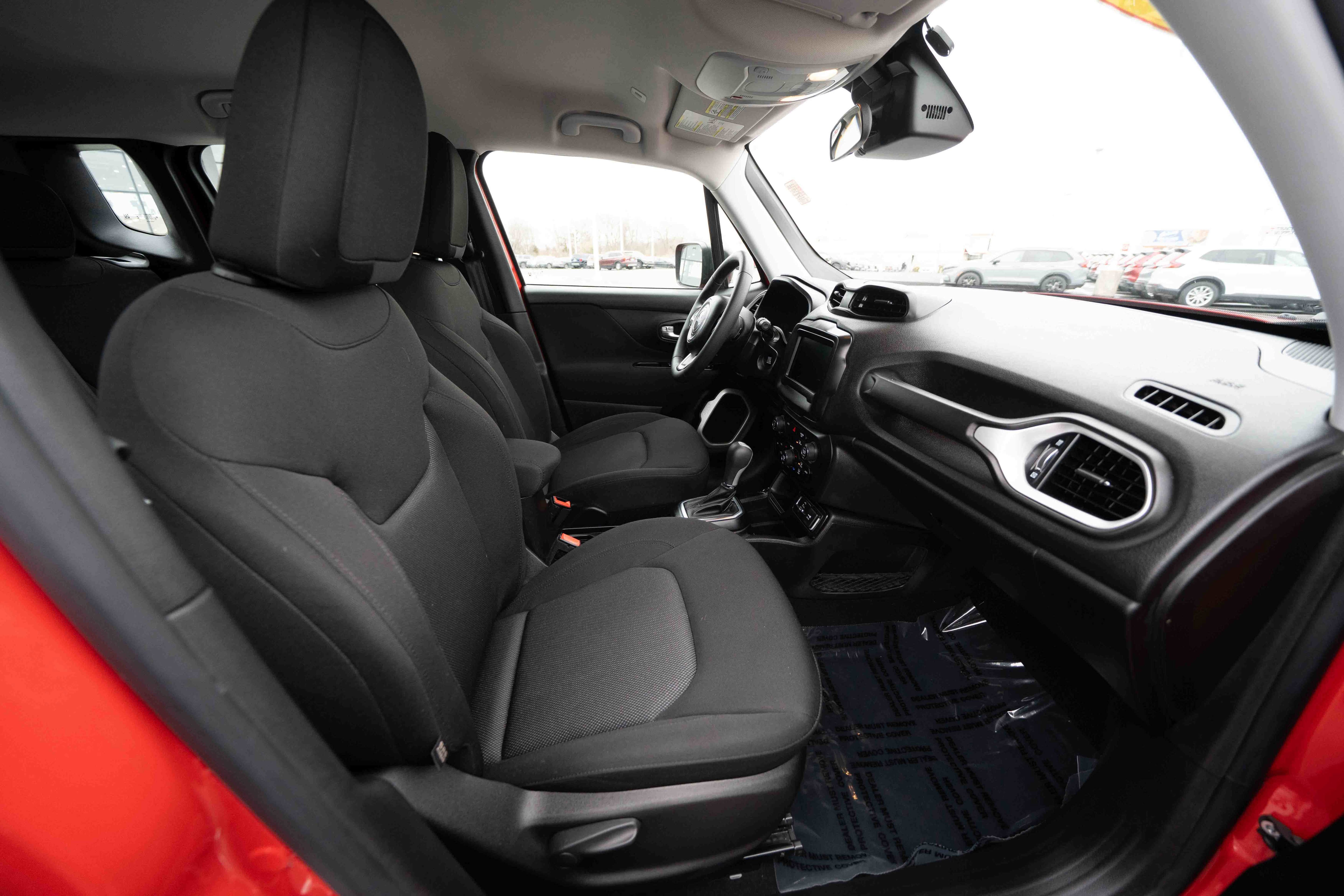 Used 2021 Jeep Renegade Sport image 27