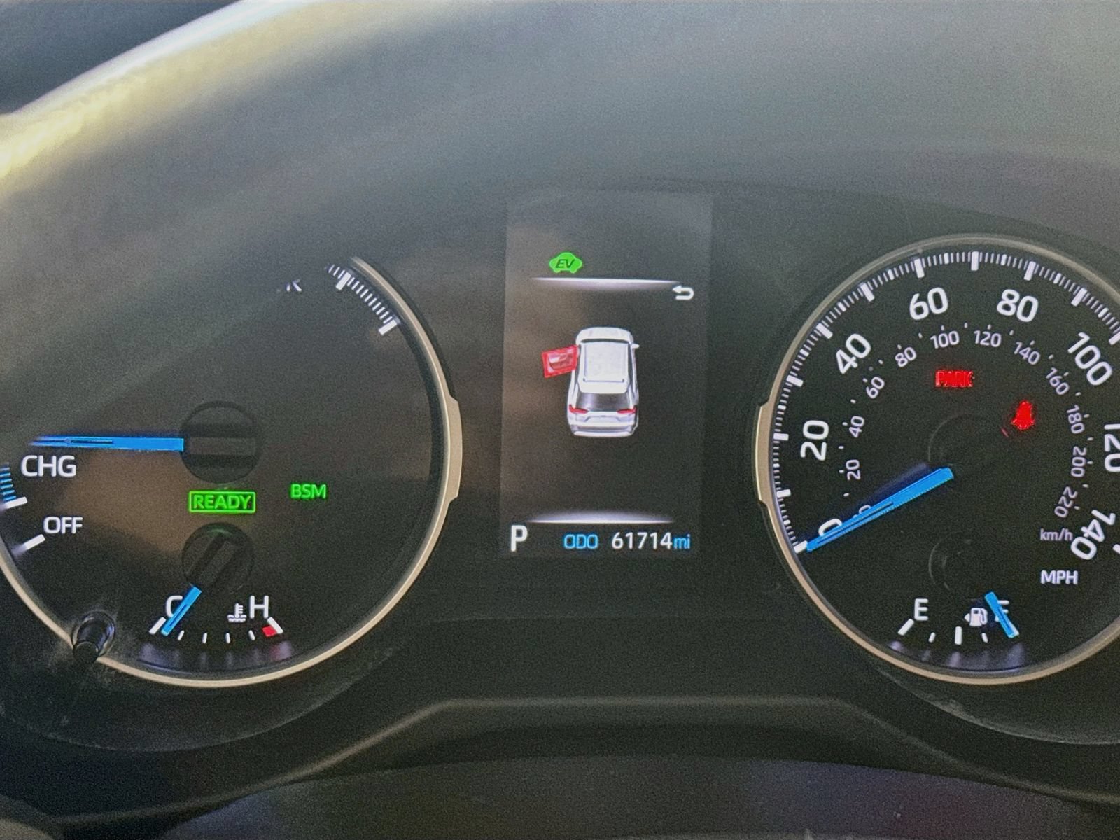Used 2021 Toyota RAV4 XLE AWD/4WD image 9