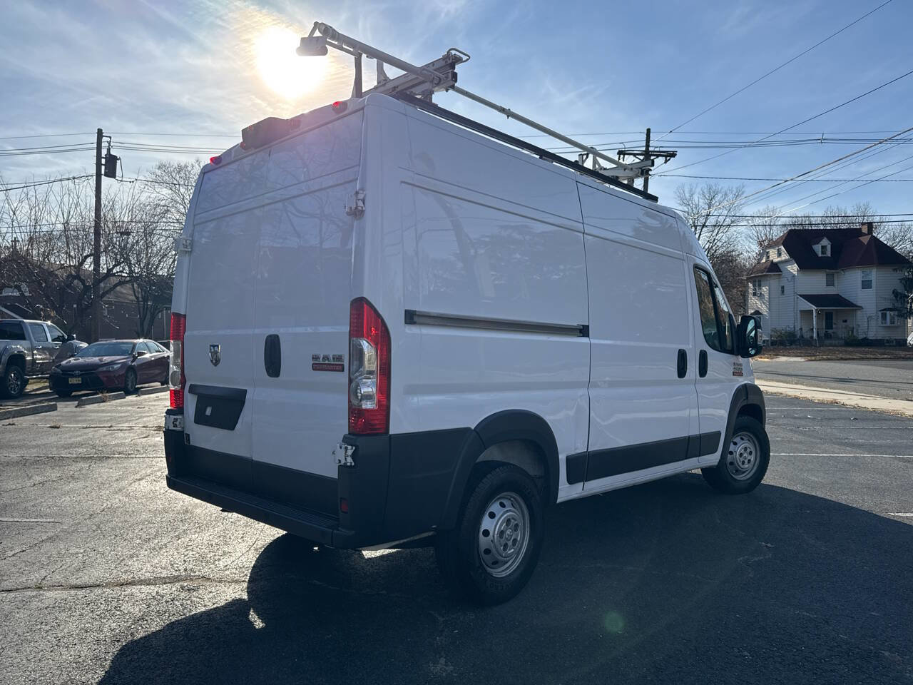 Used 2018 RAM ProMaster 2500 w/ Interior Convenience Group image 3