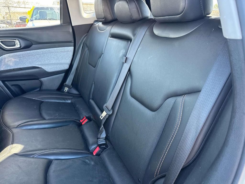 Used 2022 Jeep Compass Latitude w/ Sun and Sound Group image 7