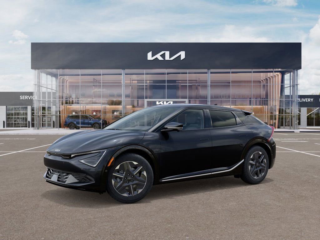 New 2025 Kia EV6 Light w/ Light LR Technology Package image 3