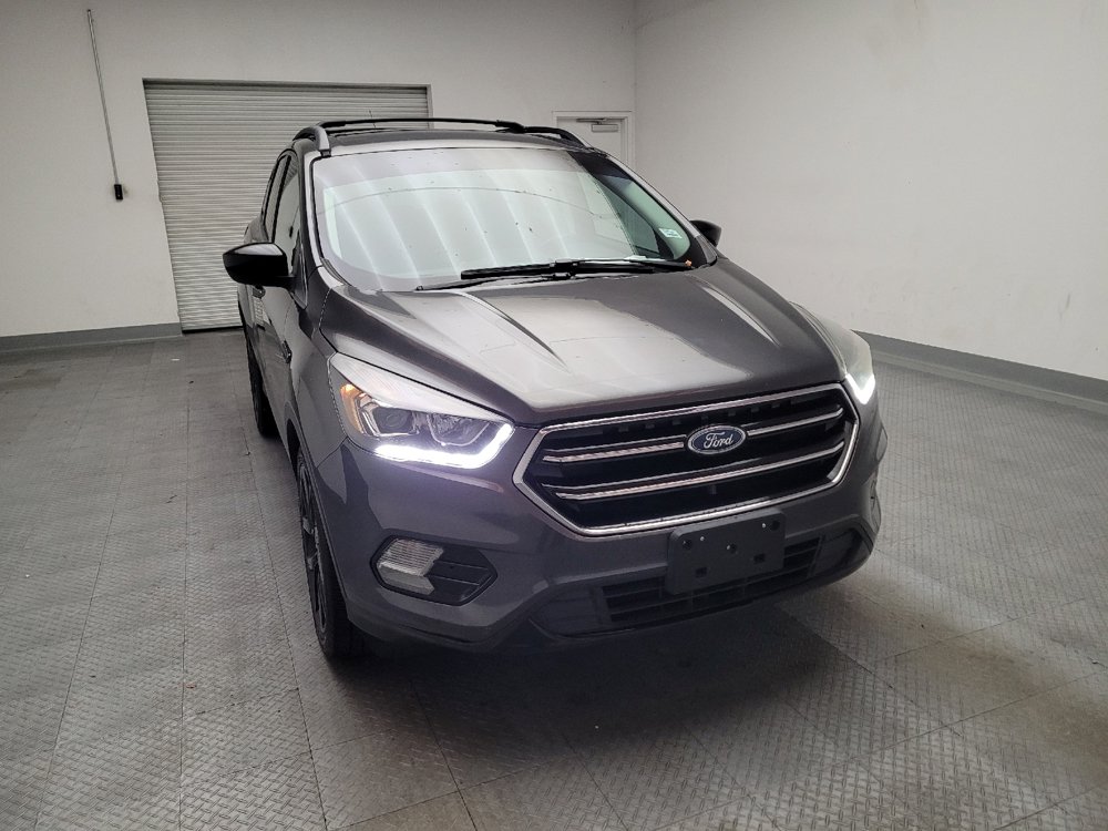 Used 2017 Ford Escape SE w/ Equipment Group 201A FWD image 14