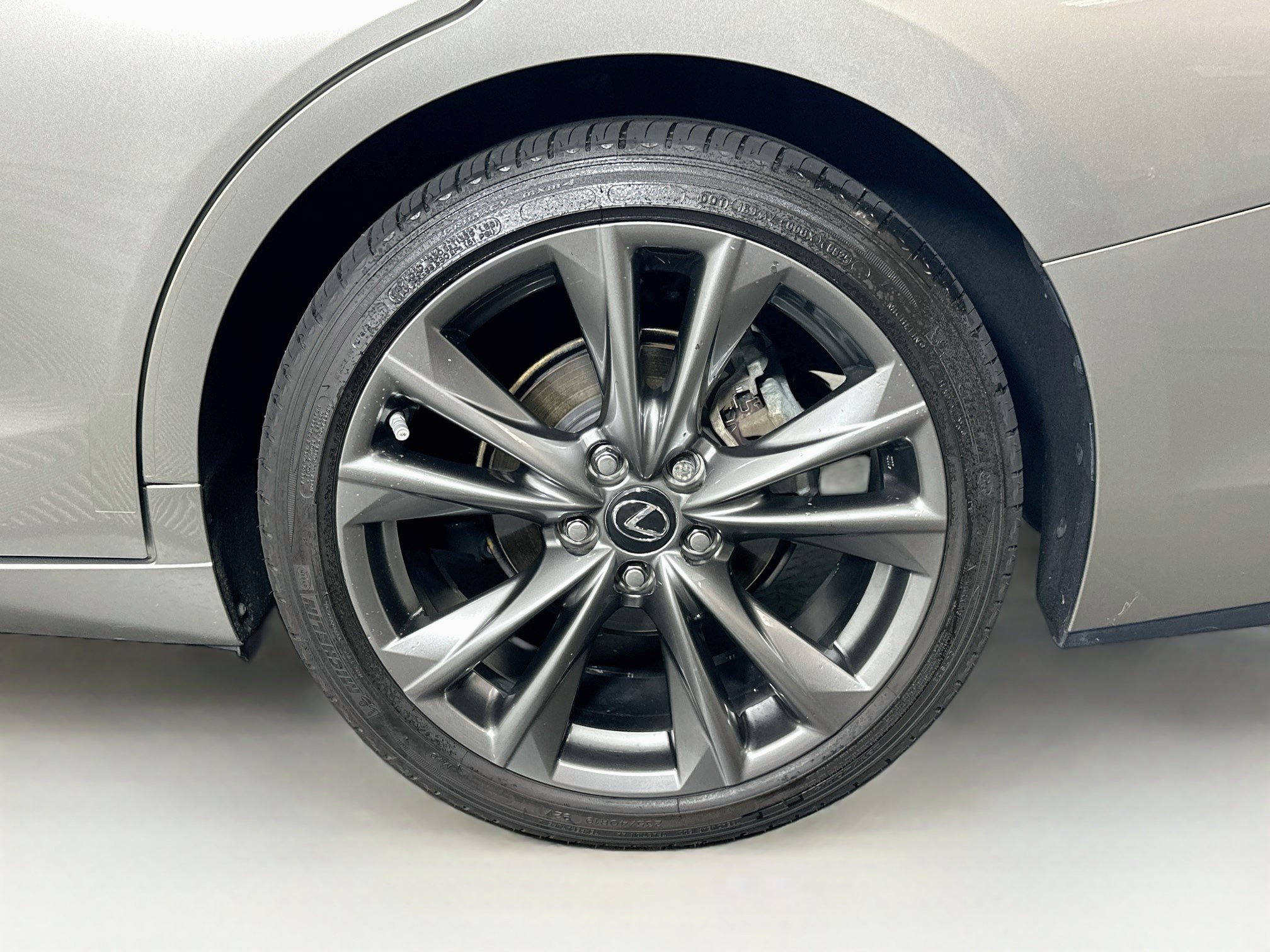 Used 2020 Lexus ES 350 F Sport w/ Accessory Package 2 FWD image 11
