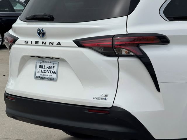 Used 2022 Toyota Sienna LE image 8