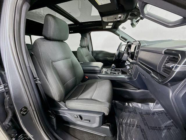 Certified 2022 Ford F150 XLT w/ Equipment Group 302A High image 27