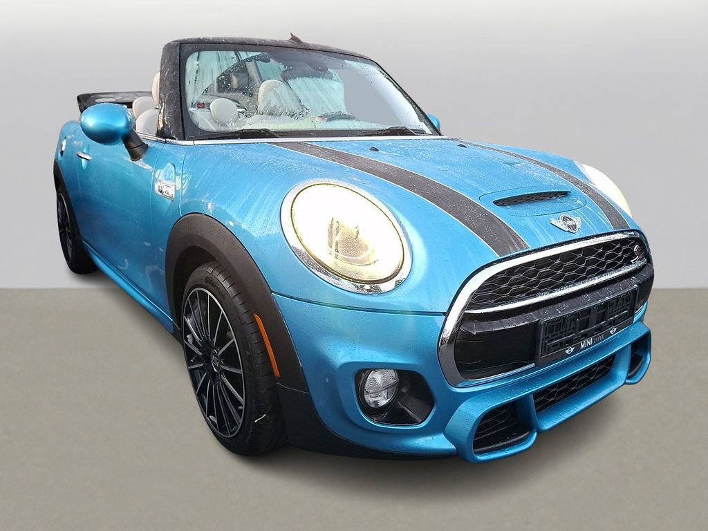 Used 2017 MINI Cooper S image 3